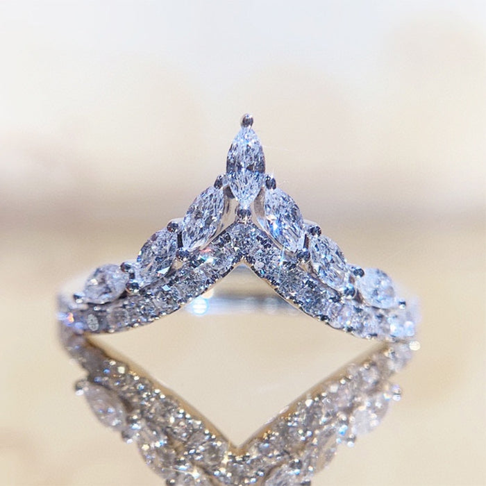European American V Shaped Micro Pave Zircon Ring For Women Princess Engagement Promise Ring