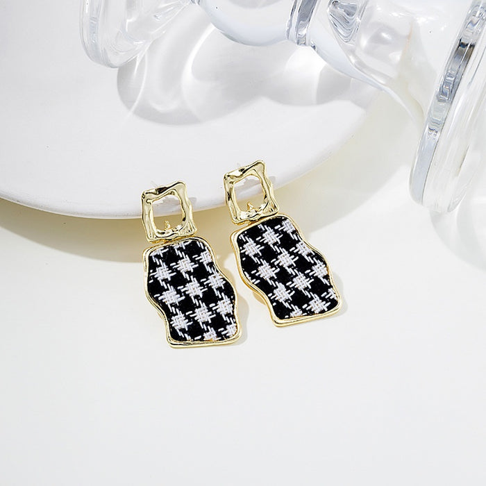 Vintage Black White Plaid Tweed Fabric Irregular Geometric Gold Alloy Stud Drop Dangle Earrings