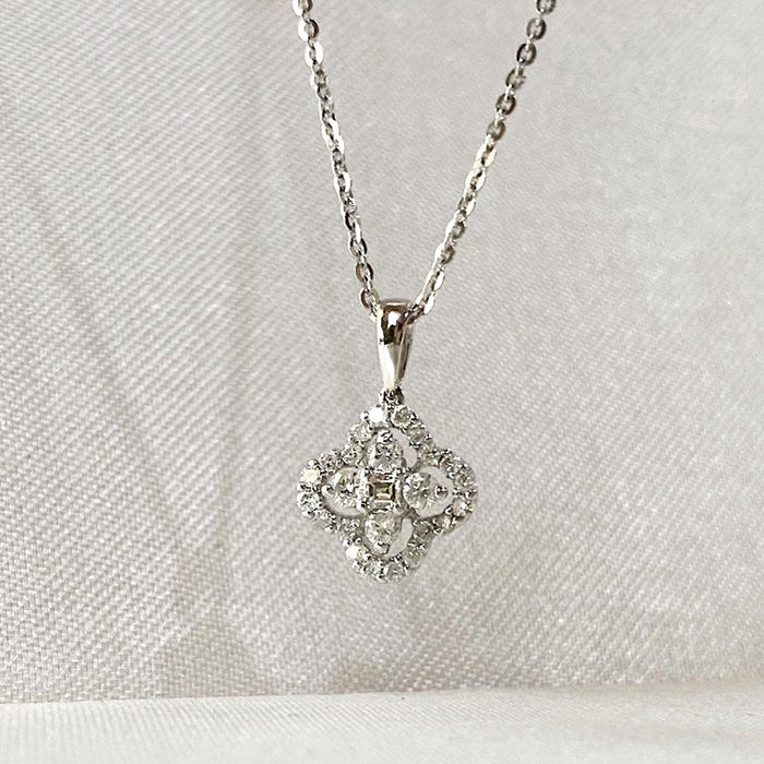 Micro Paved Four Leaf Clover Pendant Necklace Korean Style Womens Valentine Jewelry