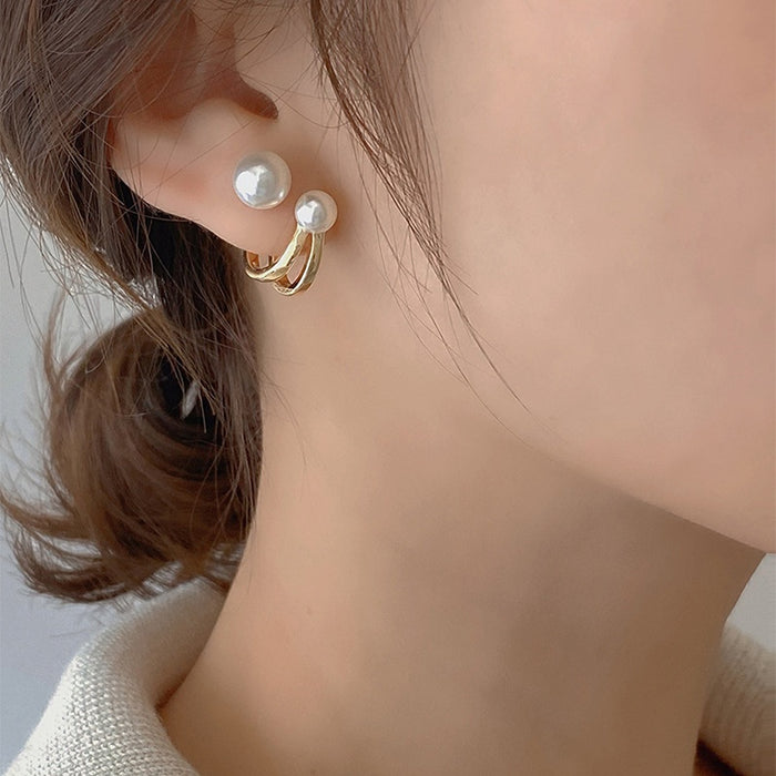 Chic Korean Alloy C Shape Pearl Stud Earrings With Silver Tone Posts And Minimalist Metallic Design