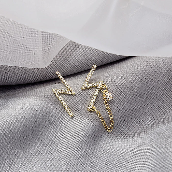 Vintage Asymmetric Lightning Bolt Studs With Micro Paved Zircon Chain Detail Korean Sweet Earrings