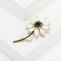 Alloy White Daisy Flower Brooch Pin For Cardigans And Coats view 3
