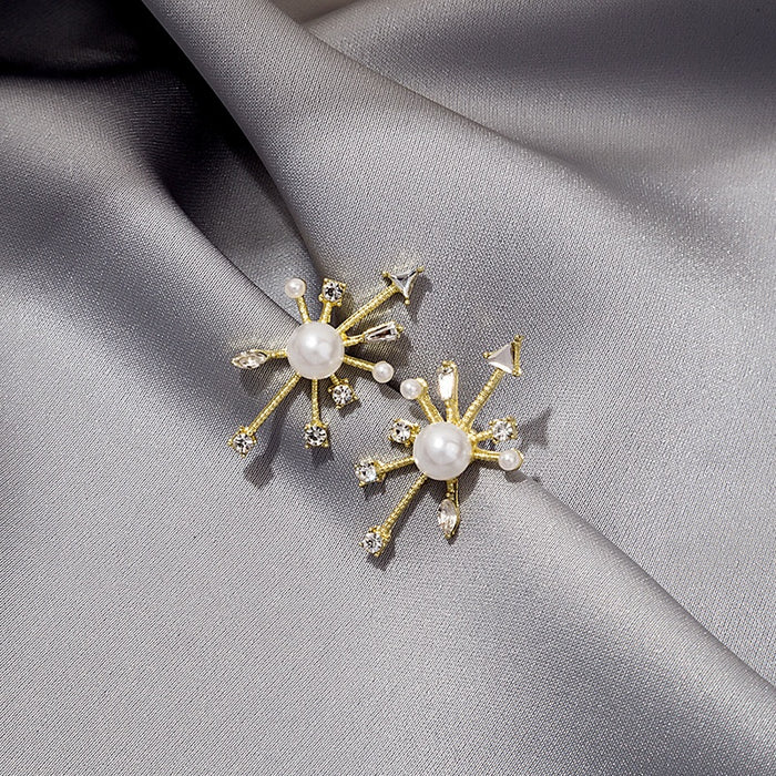 Elegant Irregular Starburst Pearl Zircon Alloy Line Short Stud Earrings