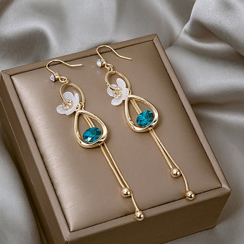 Luxury Blue Crystal Teardrop And White Flower Rhinestone Alloy Long Tassel Drop Dangle Earrings