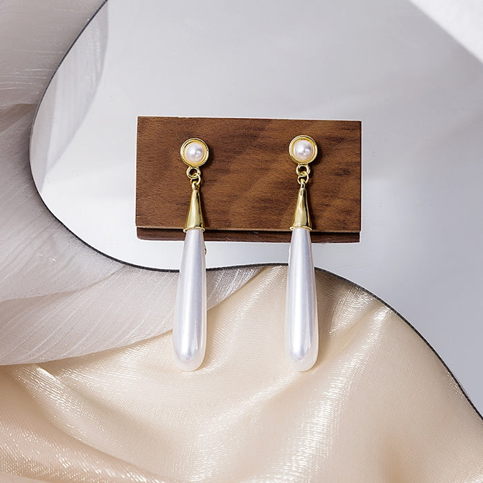 Elegant Korean Style Pearl Teardrop Tassel Dangle Studs With Gold Alloy Cone Accents For Women Earrings