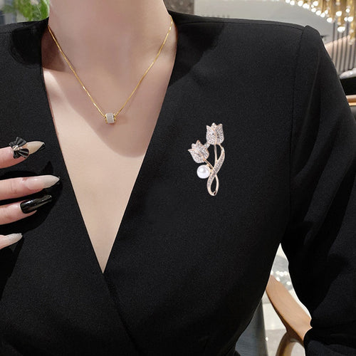 Alloy Pearl Rhinestone Tulip Brooch For Coat And Shirt Accessories