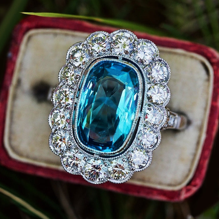 Luxury Women's Ring With Aquamarine Blue Zircon Inlay For Anniversary Dinner Jewelry