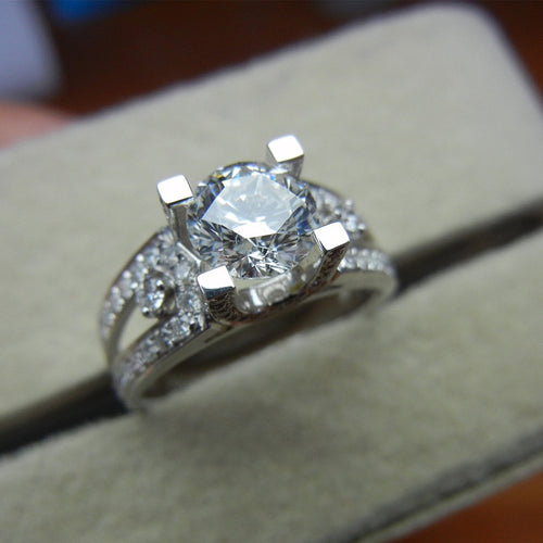 Luxury Sparkling Round Zircon Women's Ring Wedding Anniversary Celebration Gift Jewelry