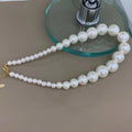 French Vintage Graduated Pearl Necklace Round Geometric Fashion Collarbone Chain view 4