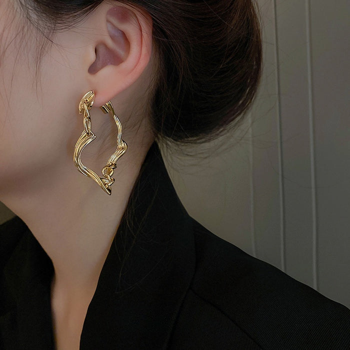 Alloy Striped Twisted Geometric Hoop Earrings Baroque Irregular European Style Fashion Jewelry
