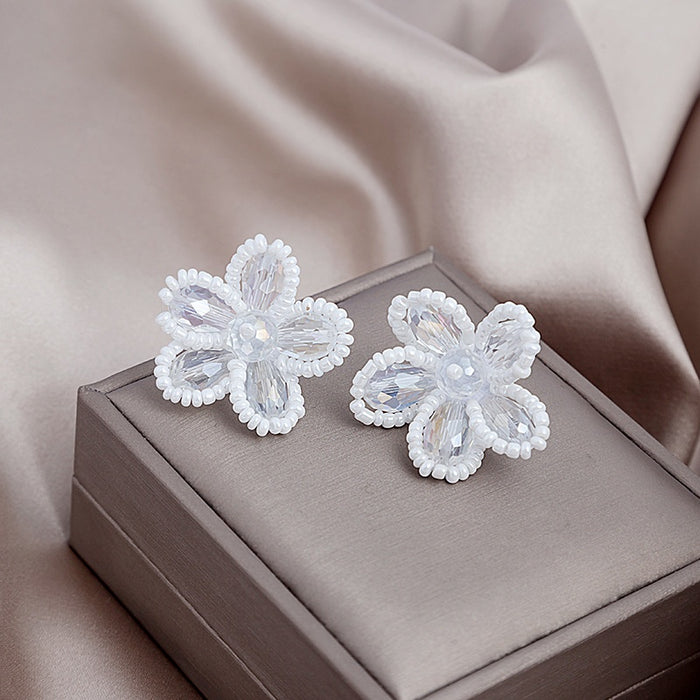 Elegant White Beaded Crystal Flower Stud Earrings With Pearl Rice Beads For Women Luxury Fashion Earrings