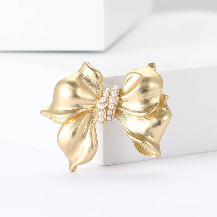 Alloy Pearl Bow Brooch For Elegant Women's Clothing Accessories