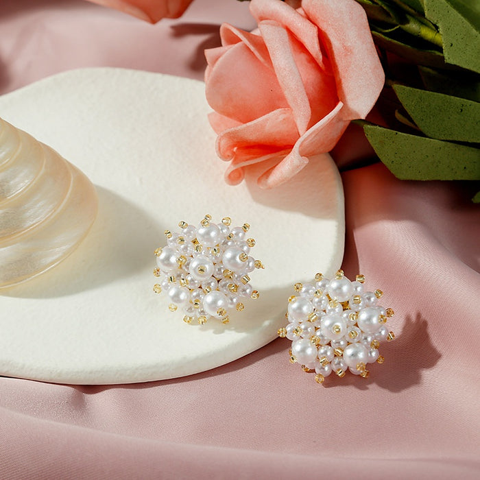 Elegant Floral Pearl Cluster Alloy Studs With Gold Bead Accents Luxury Vintage Women's Fashion Earrings