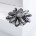 Alloy Acrylic Flower Brooch Pin For Elegant Fashion Garment Decoration view 3