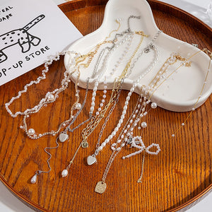 Luxury Trend Handmade Beaded Pearl Chain Heart Bow Dog Tag Choker Necklace For Women