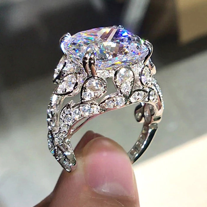 Luxury Hollow Pattern Zircon Ring For Women, European Vintage High End Statement Jewelry
