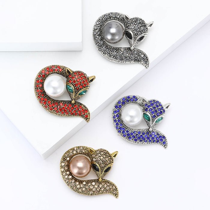 Alloy Rhinestone Fox Brooch Pin For Women Coat Suits