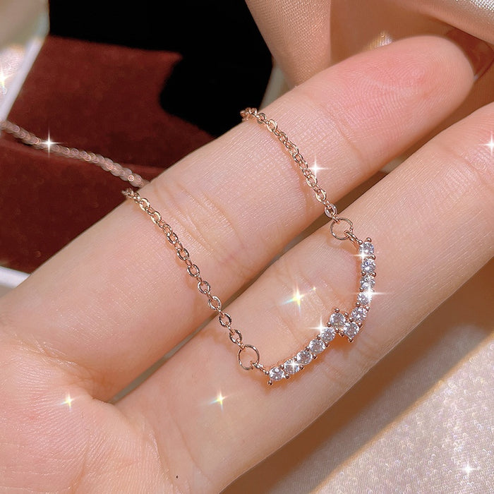 Light Luxury Geometric Copper Collarbone Necklace With White Gold Color And Rose Gold Smile Pendant
