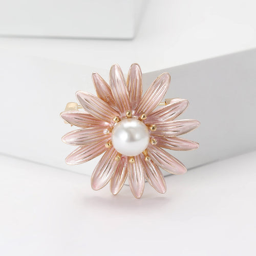 Alloy Daisy Brooch Pin For Women Elegant Anti Exposure Lapel Decor