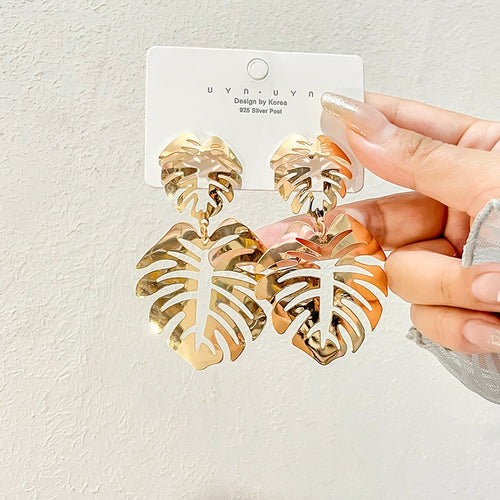 Vintage Gold Alloy Hollow Monstera Leaf Branch Stud Drop Earrings For Women Elegant Summer Statement Earrings