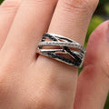 Creative Geometric Line Ring With Black And White Pave Stones, Minimalist Fashion Finger Ring view 2