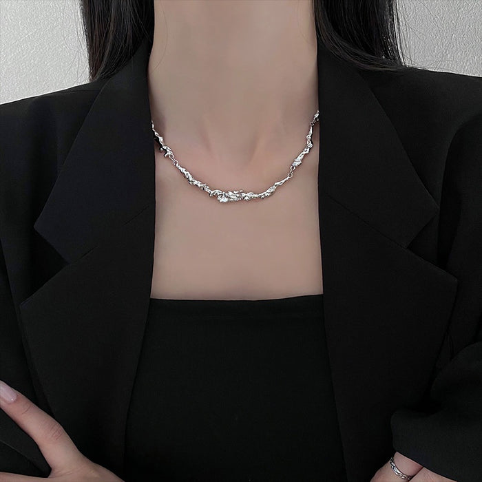Irregular Wrinkled Twisted Metal Sweater Necklace, Sweet Cool Hip Hop Minimalist Style