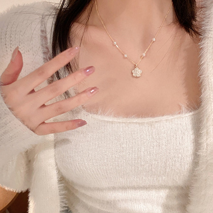Korean Style Metal Rhinestone Flower Pearl Sweater Necklace Versatile Clavicle Chain
