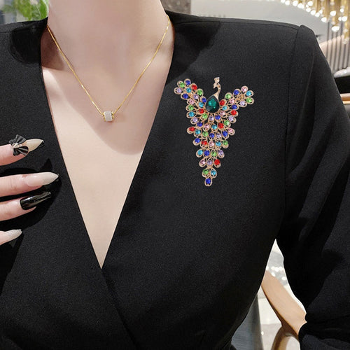 Alloy Colorful Rhinestone Peacock Brooch For Creative Animal Decoration