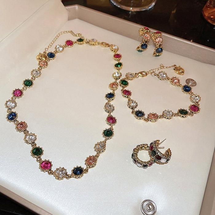 Light Luxury Colorful Rhinestone Circle Alloy Bangle With Zodiac Animal Charm For Women