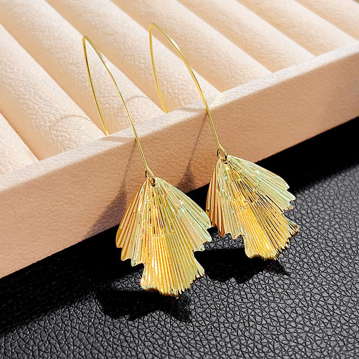 Elegant Gold Alloy Ginkgo Leaf Drop Hook Earrings With Textured Lines For Women Statement Earrings