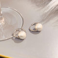Light Luxury Vintage Brushed Alloy Round Hoop Freshwater Pearl Dangle Fashion Statement Earrings view 3