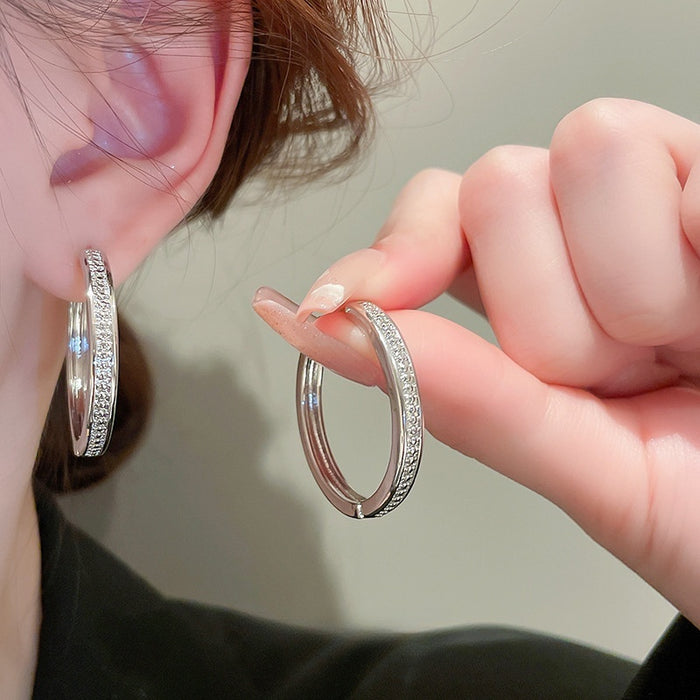 Fashion Minimalist Versatile Geometric Circle Copper Hoop Earrings For Women, Edgy Cool OL Style