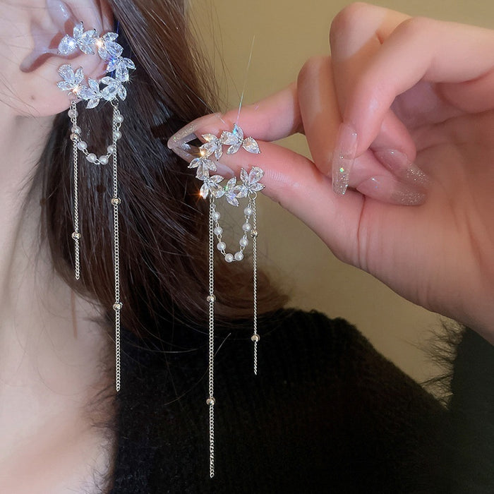 Copper Zircon C-Shaped Crescent Pearl Tassel Clip-on Earrings For No Pierced Ears