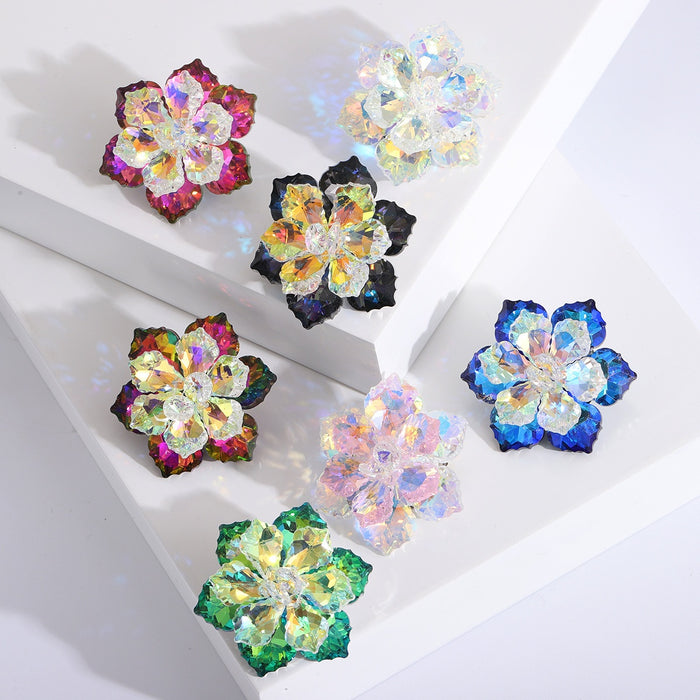 Alloy Crystal Flower Brooch Pin For Elegant Apparel Decoration