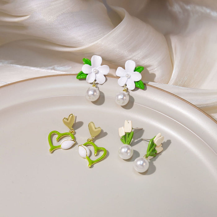 Elegant White Gardenia Flower Tulip Heart Enamel Alloy Imitation Pearl Drop Stud Earrings