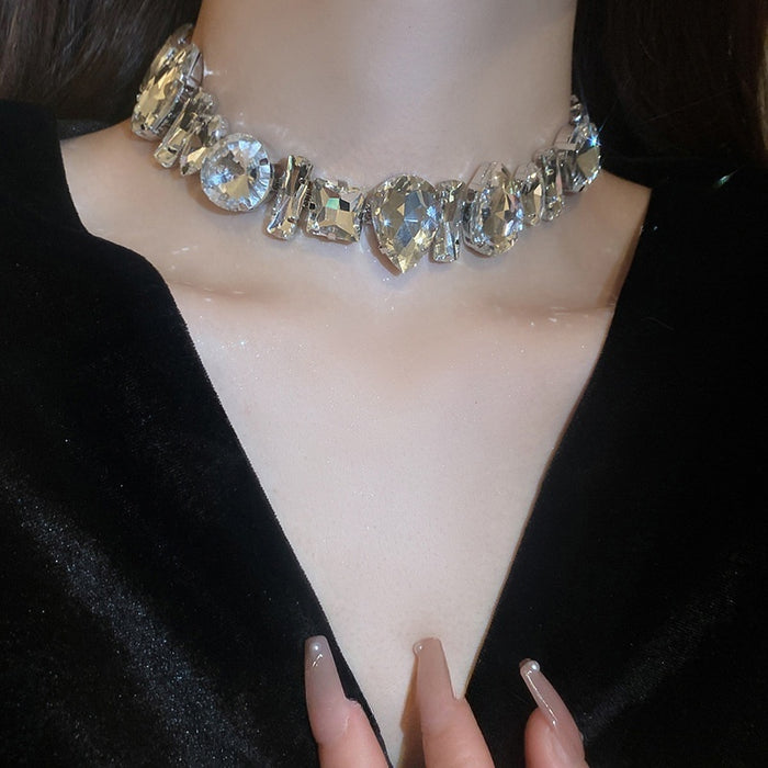 Fashion OL Geometric Ring Artificial Crystal Statement Collarbone Necklace