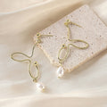 Elegant French Vintage Abstract Gold Alloy Wire Line Irregular Baroque Pearl Drop Stud Earrings view 2