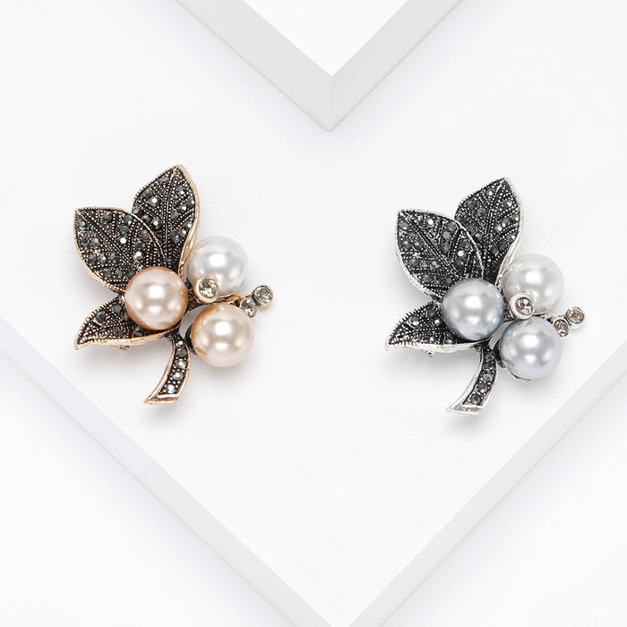 Alloy Rhinestone Leaf Pearl Brooch Pin For Elegant Clothing Decoration