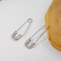Elegant Alloy Paperclip Safety Pin Stud Earrings, Light Luxury Minimalist Creative Women's Earrings view 3