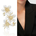 Alloy Zircon Flower Brooch Elegant Coat And Suit Lapel Pin view 2