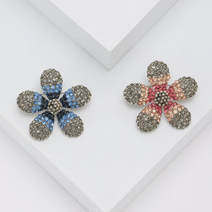 Delicate Alloy Gradient Rhinestone Flower Brooch Pin For Fashion Apparel