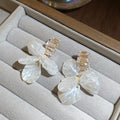 Gold Plated Shell Flower Tassel Drop Earrings With Silver Pins French Vintage Light Luxury Jewelry view 2