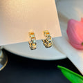 Light Luxury Geometric Heart Pearl Earrings For Women Irregular Metal Hollow Rhinestone Ear Cuffs view 3