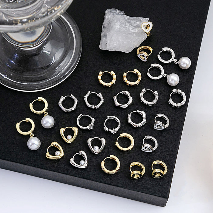 Light Luxury Geometric Heart Pearl Earrings For Women Irregular Metal Hollow Rhinestone Ear Cuffs