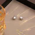 Elegant Irregular Geometric Alloy Metal Round Ball Studs Minimalist Luxury Commuter Women's Earrings view 3