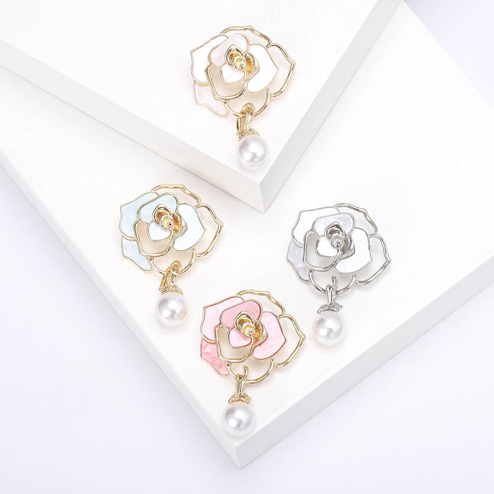 Alloy Pearl Camellia Brooch Pin For Elegant Suit Decoration