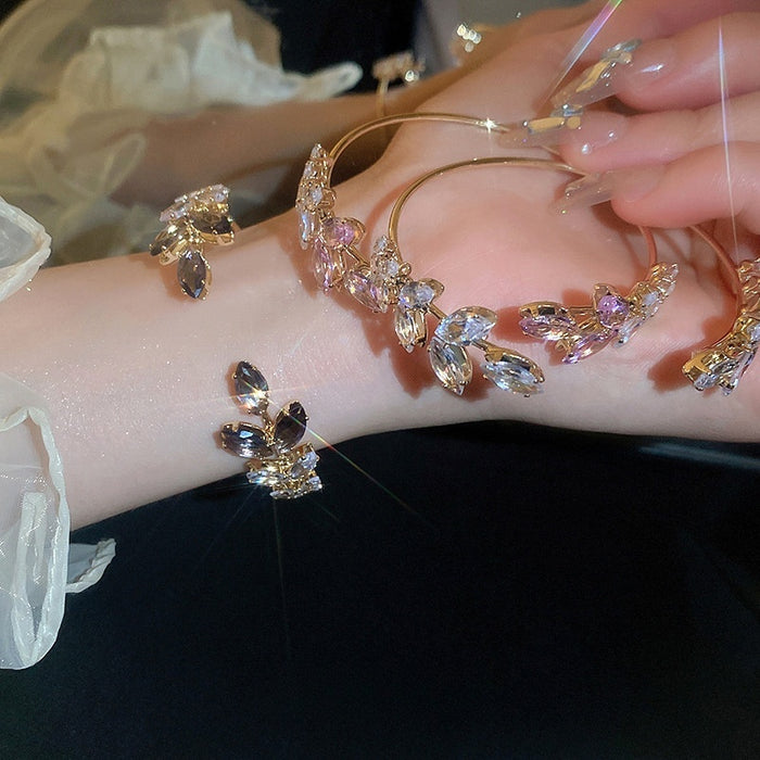 Sparkling Rhinestone Leaf Open Bangle Luxury Fashion Metal Bracelet for Women
