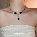 Light Luxury Geometric Rhinestone Teardrop Alloy Necklace Earrings Jewelry Set view 3