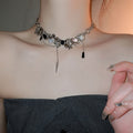 Light Luxury Alloy Star Geometric Pendant Necklace, Punk Hip Hop Metal Choker view 1