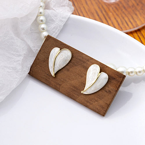 Elegant French Heart Petal Enamel Alloy Stud Earrings For Women Minimal Oil Painting Style Earrings